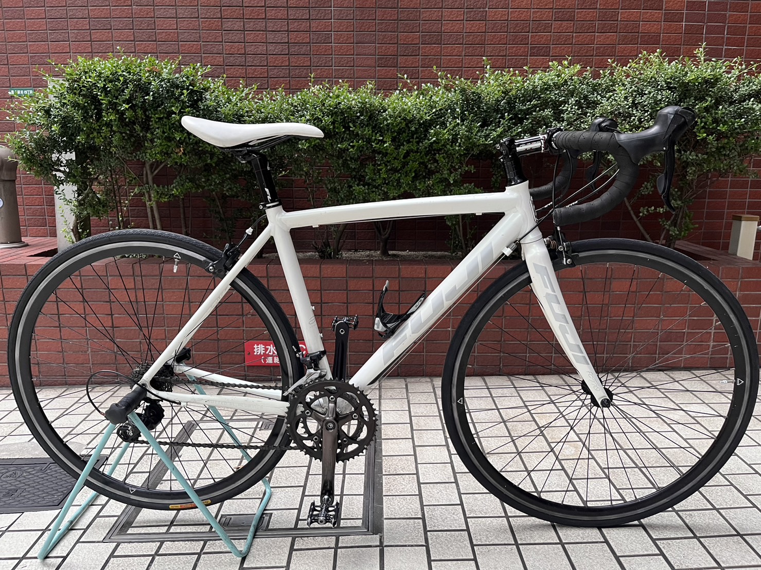 販売用ページ フジ ロードバイク ROUBAIX ONE.5 定価10万超 - 自転車